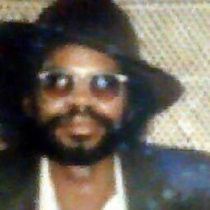 Meet your Posher, Ernest